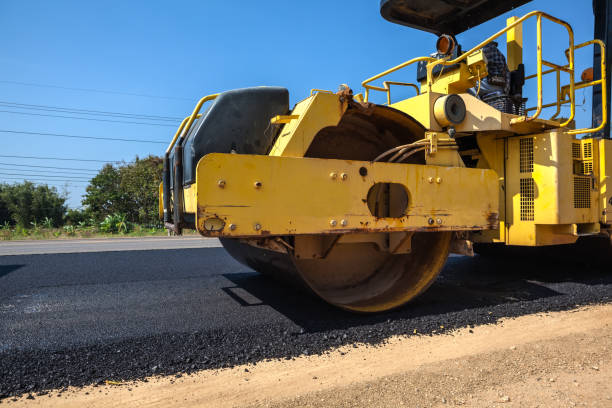 Best Affordable Driveway Pavers  in Fenton, MI